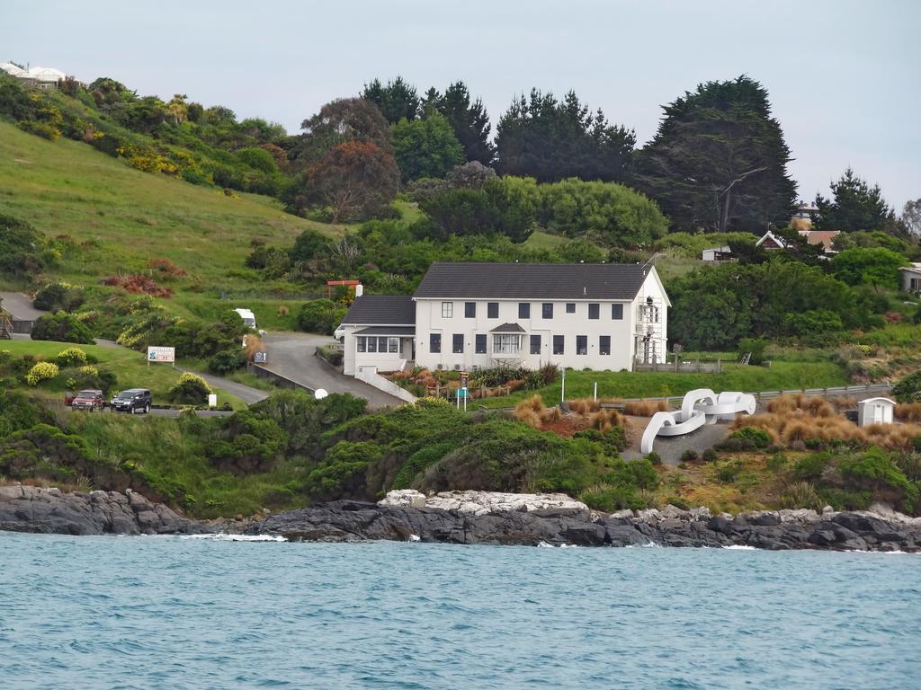 Lands End Hotel Bluff Exterior photo