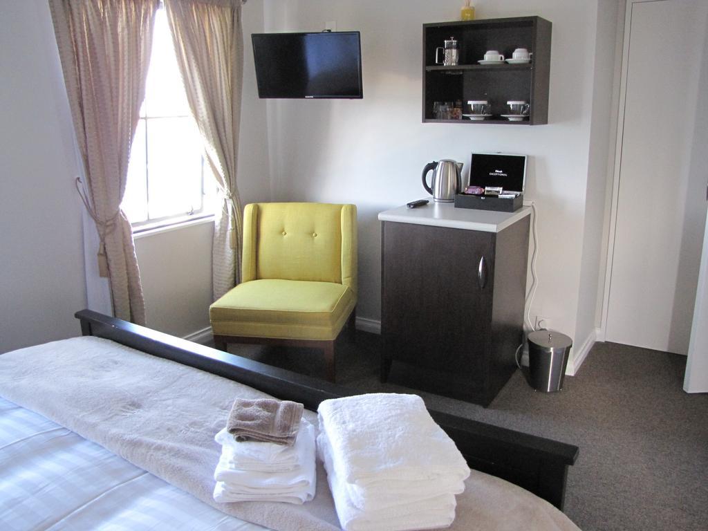 Lands End Hotel Bluff Room photo